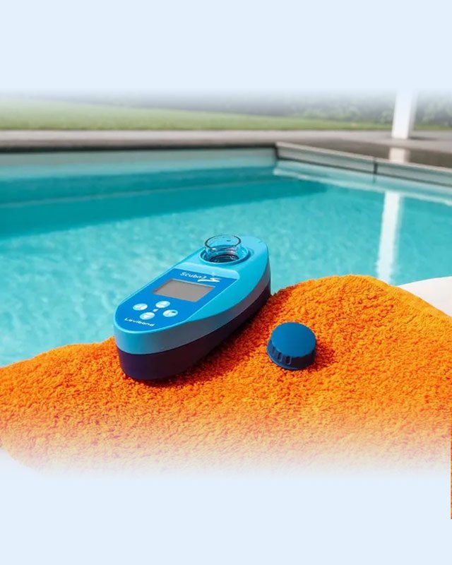 Scuba3s  Smart pool control with the  electronic pool tester